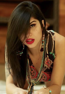 Alana Maxine